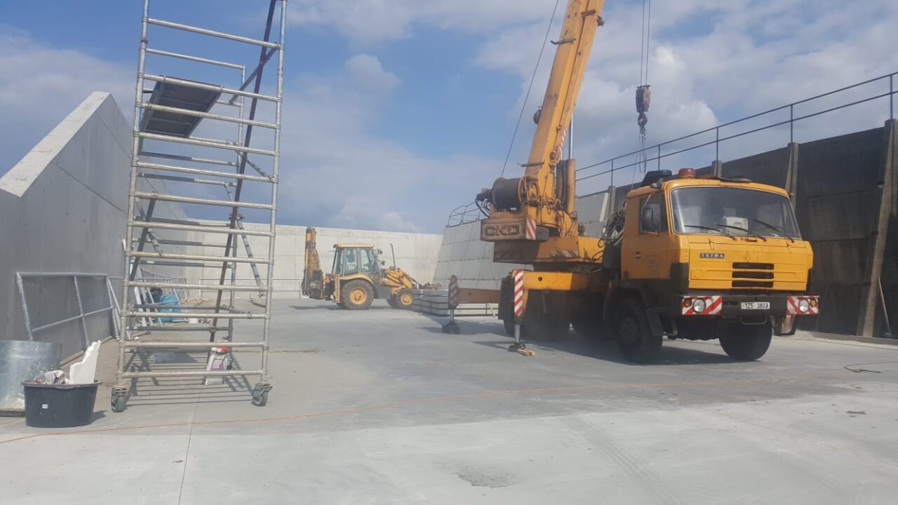 Výstavba silážních žlabů FissGroup